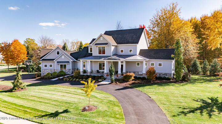 6380 Heathfield Drive  East Lansing MI 48823 photo