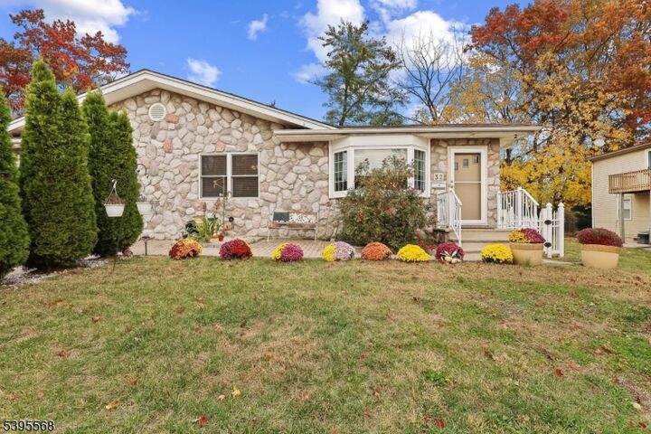 32 Ruby St  Springfield Twp. NJ 07081 photo