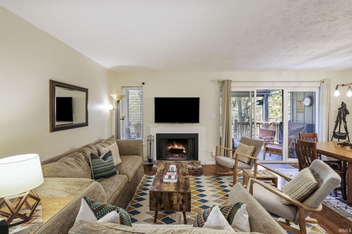 Property Photo:  9018 S Pointe Ridge Lane 10  IN 47401 