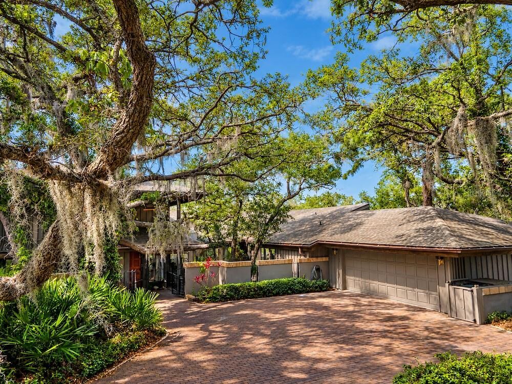 Property Photo:  1296 Weybridge Lane  FL 34698 