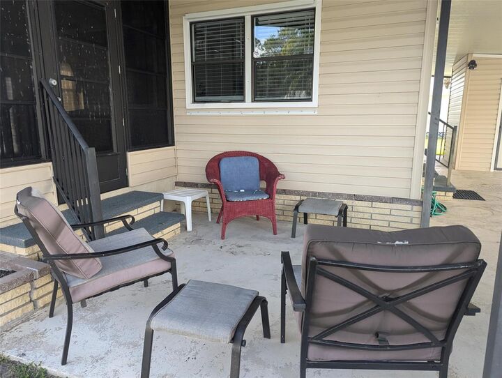 Property Photo: 2100 Kings Highway 545 FL 33980
