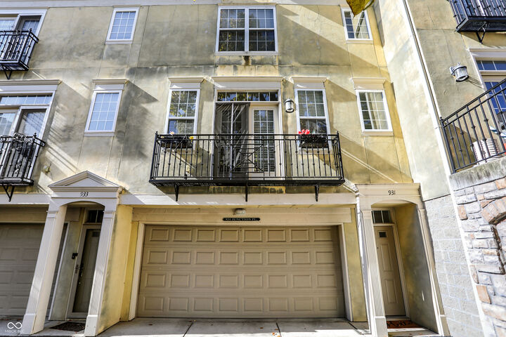 Property Photo: 931 Junction Place IN 46220