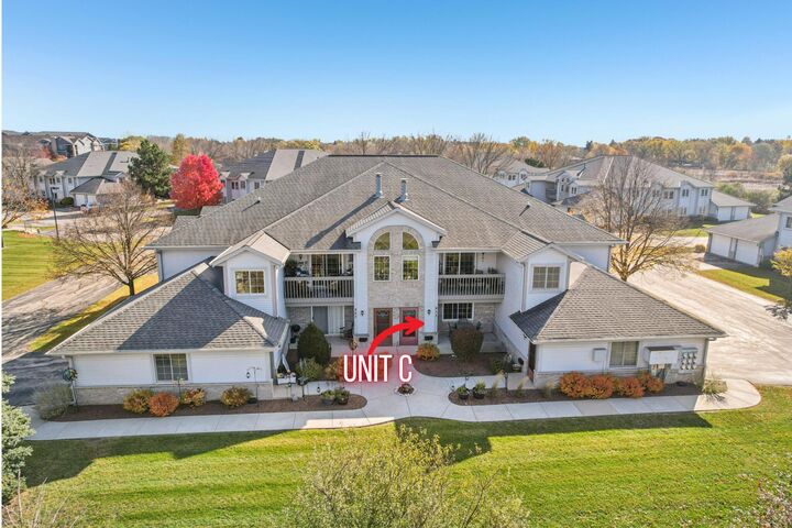 Property Photo: 853 Quinlan Dr C WI 53072