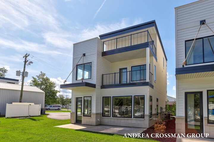 Property Photo: 1 Bailey Avenue MI 49090