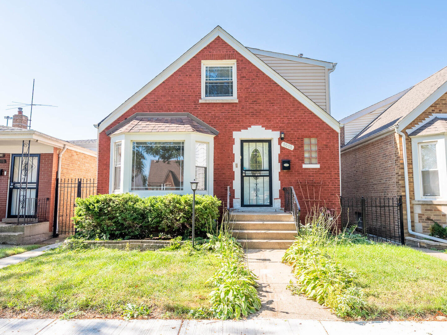 Property Photo:  8008 S Wabash Avenue  IL 60619 