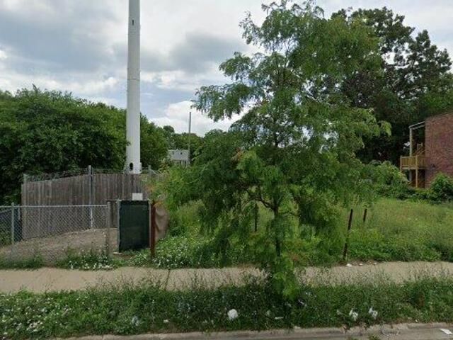 6823 S State Street  Chicago IL 60637 photo