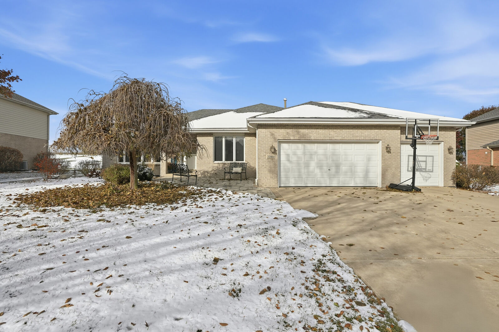 Property Photo:  22064 Pembrook Drive  IL 60423 