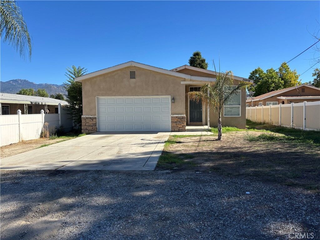 Property Photo: 25928 Fairview CA 92544