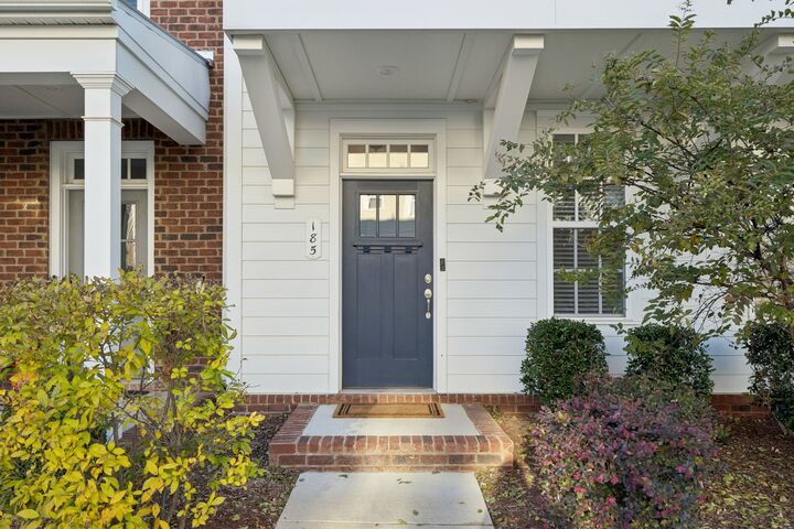 Property Photo:  185 Burkitt Commons Ave  TN 37135 