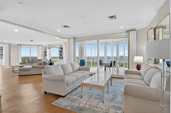 Property Photo: 4811 Island Pond Court 604 FL 34134