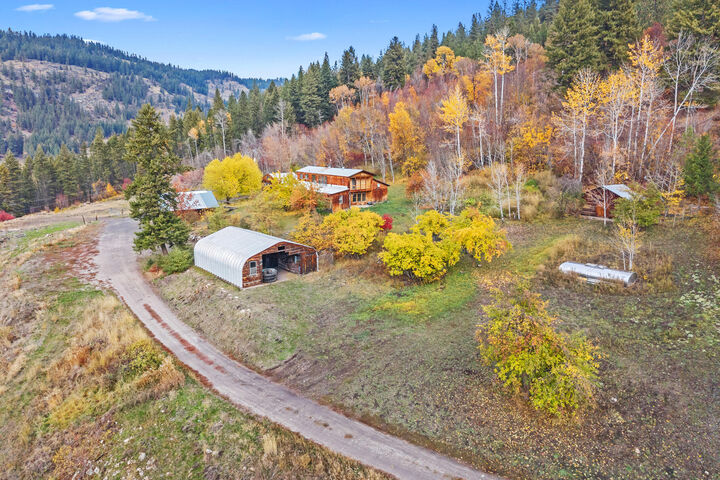 Property Photo: 3115 Beardslee Rd WA 99141
