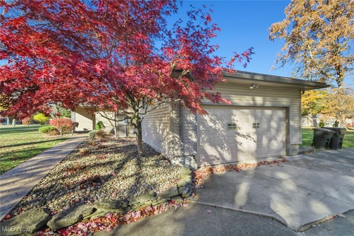 Property Photo: 218 Moreland Drive OH 44406