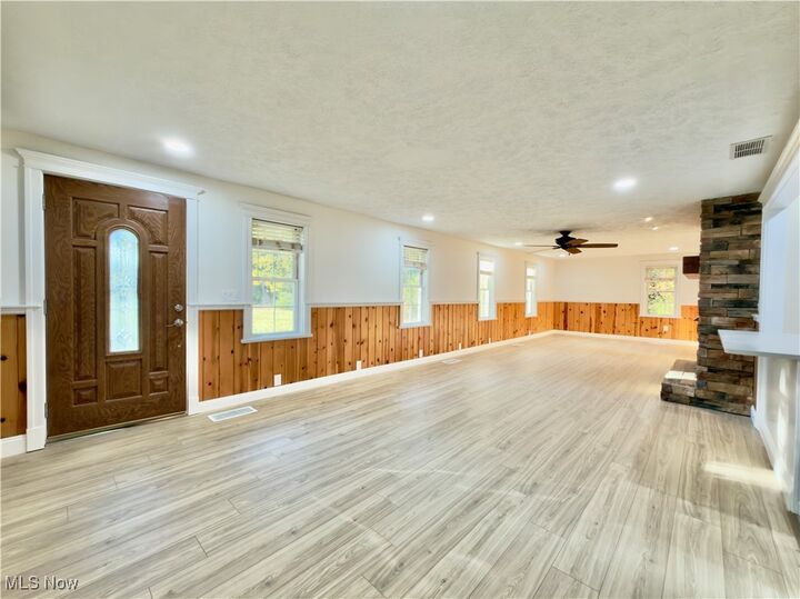 Property Photo:  8285 Munson Road  OH 44060 