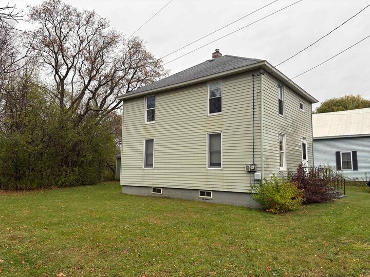 Property Photo: 407 Lake Road VT 05478