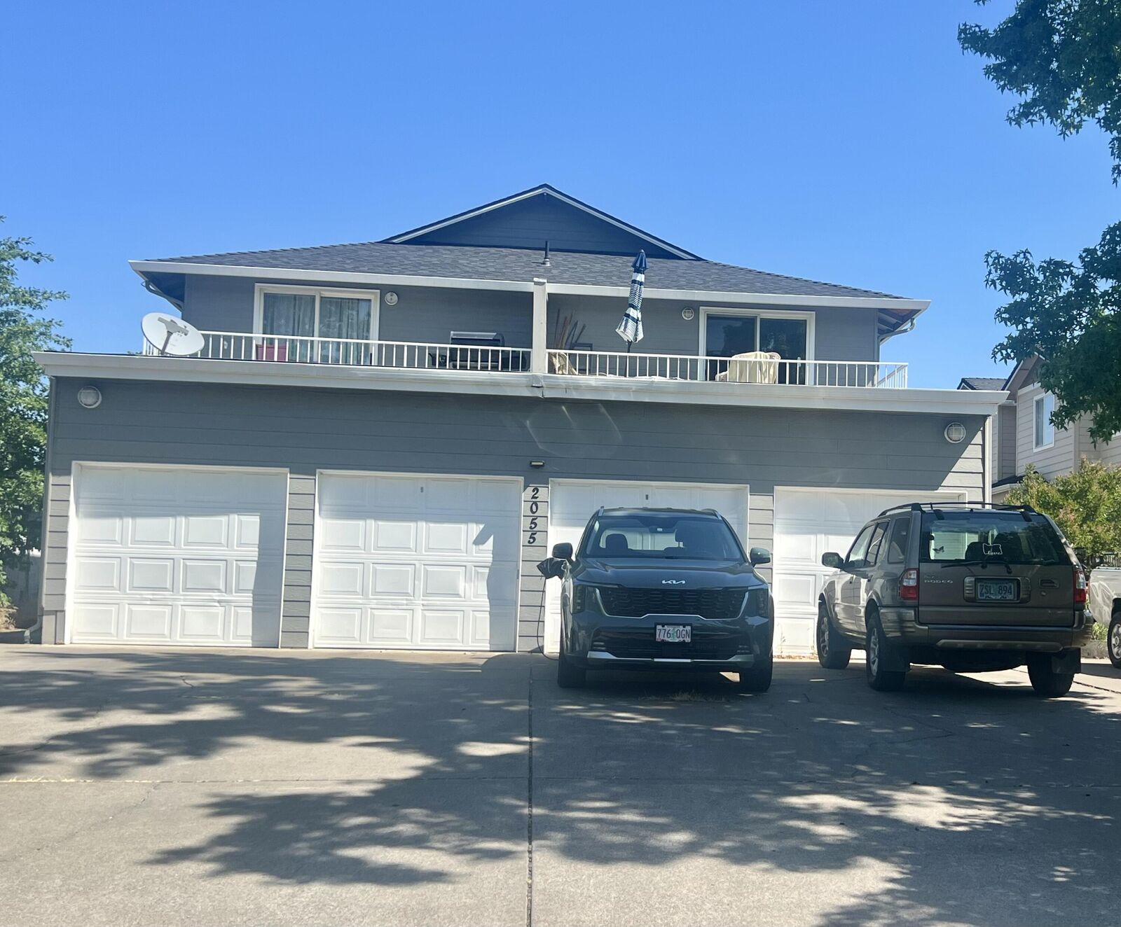 Property Photo:  2055 Campus Drive 1 - 4  OR 97504 