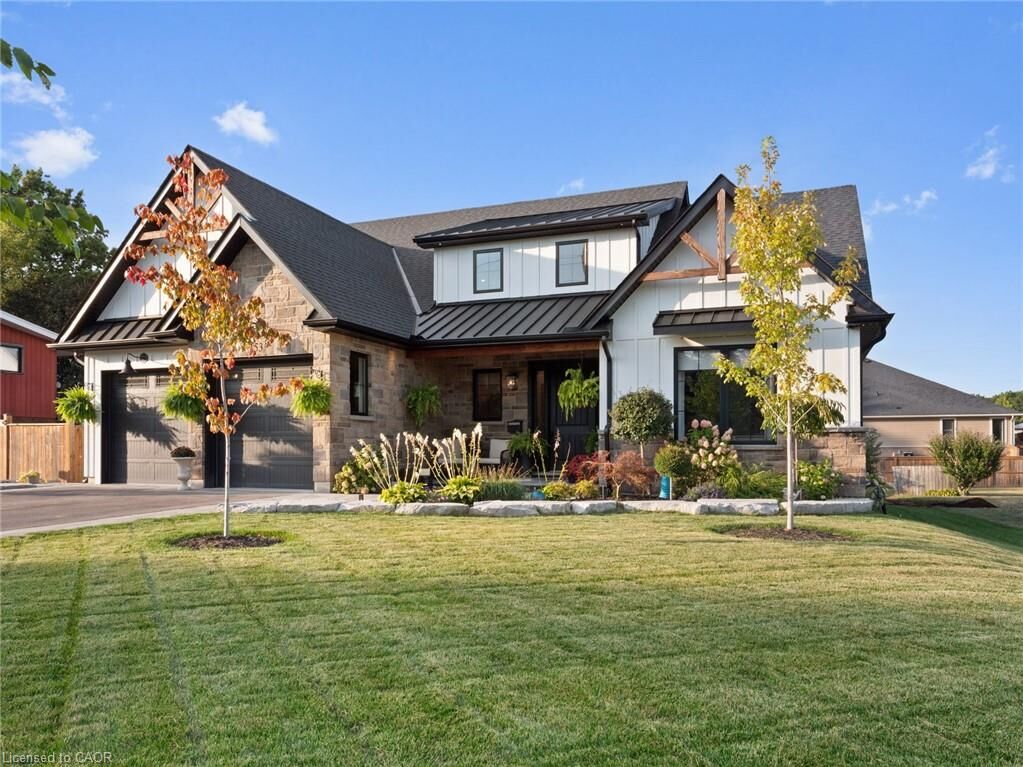 Property Photo: 253 Central Avenue ON L3M 1X6