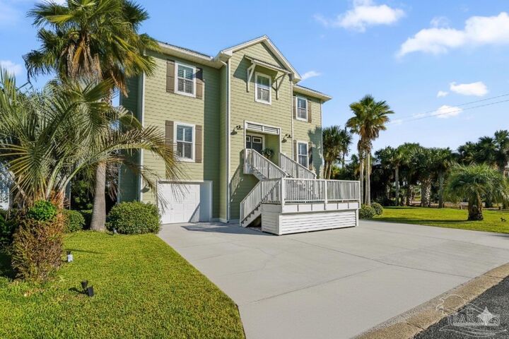 Property Photo: 2 Sugar Bowl Ln FL 32561