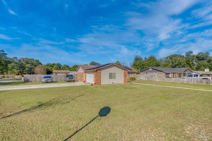 Property Photo: 4505 Silver Oak St FL 32505