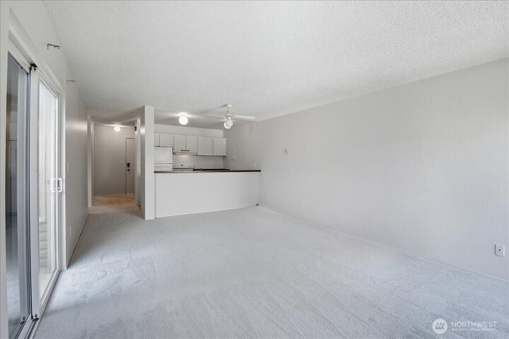 Property Photo: 17431 Ambaum Boulevard S B12 WA 98148