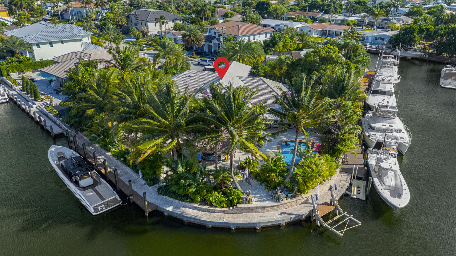 Property Photo: 2311 NE 47 Street FL 33064