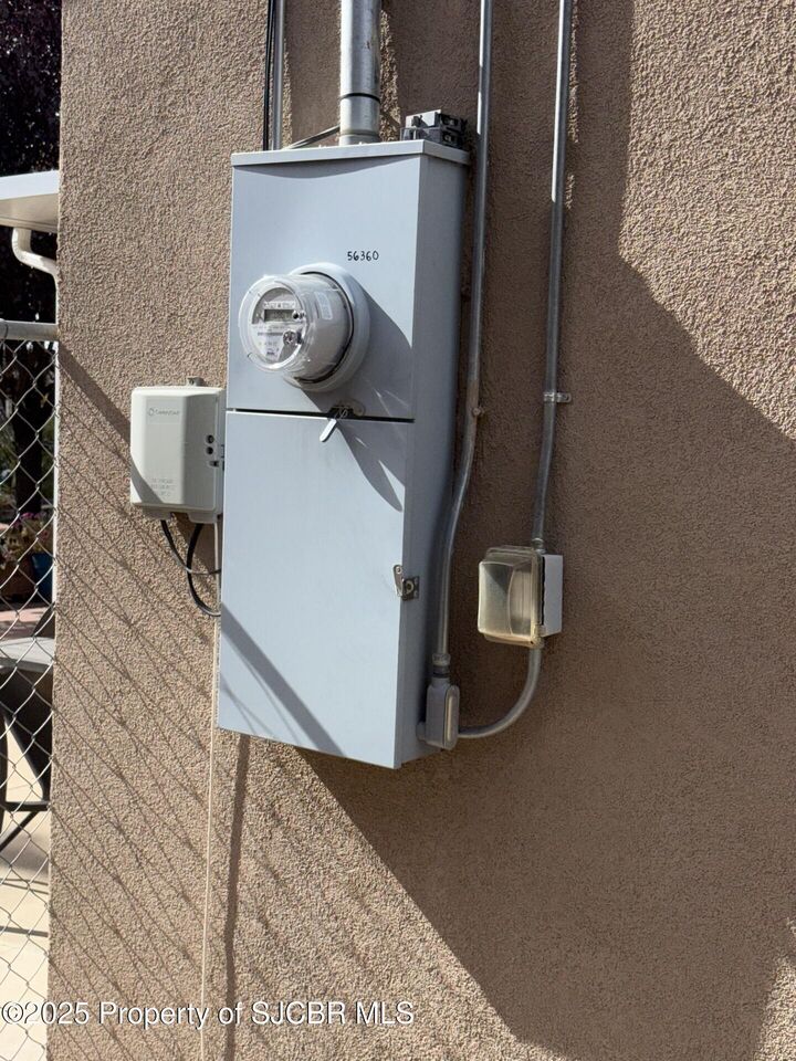 Property Photo: 3003 Yale Drive NM 87402