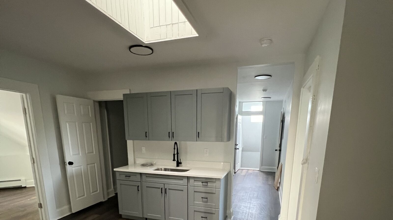 Property Photo: 195 Maple Street 3 CT 06051