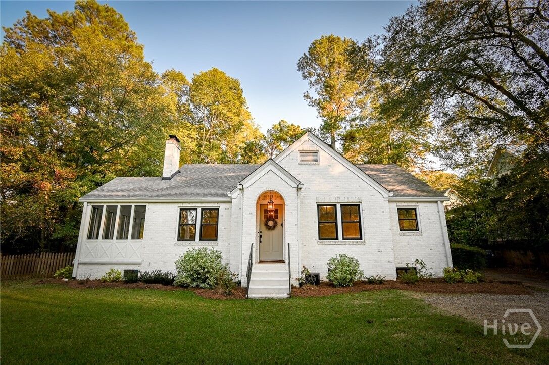 Property Photo: 525 King Avenue GA 30606