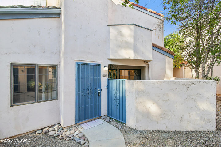 Property Photo: 4285 N River Grove Circle 112 AZ 85719
