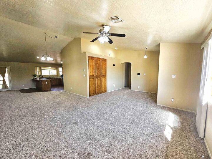 Property Photo:  2762 S 36 Dr  AZ 85364 
