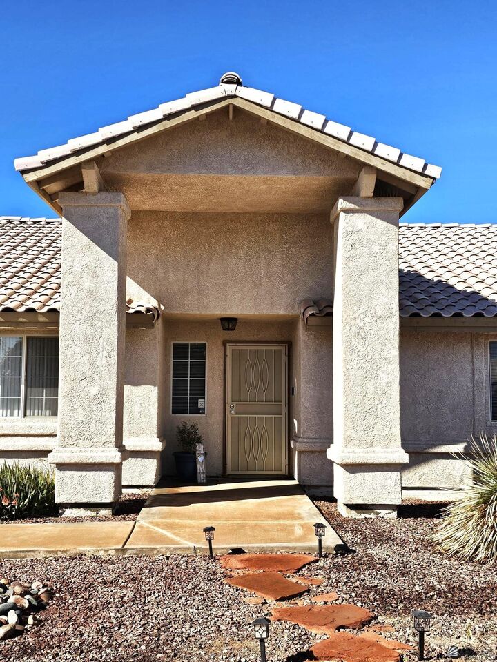 Property Photo: 2762 S 36 Dr AZ 85364