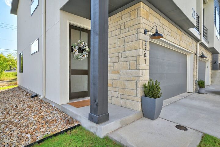 Property Photo: 2050 Lohmans Spur Road 2301 TX 78734