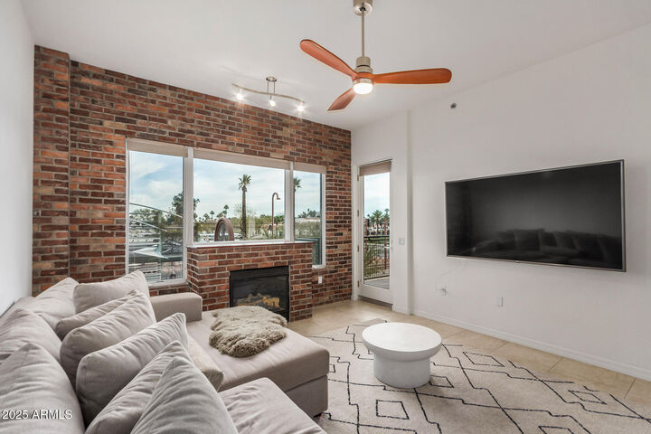 Property Photo: 2302 N Central Avenue 206 AZ 85004