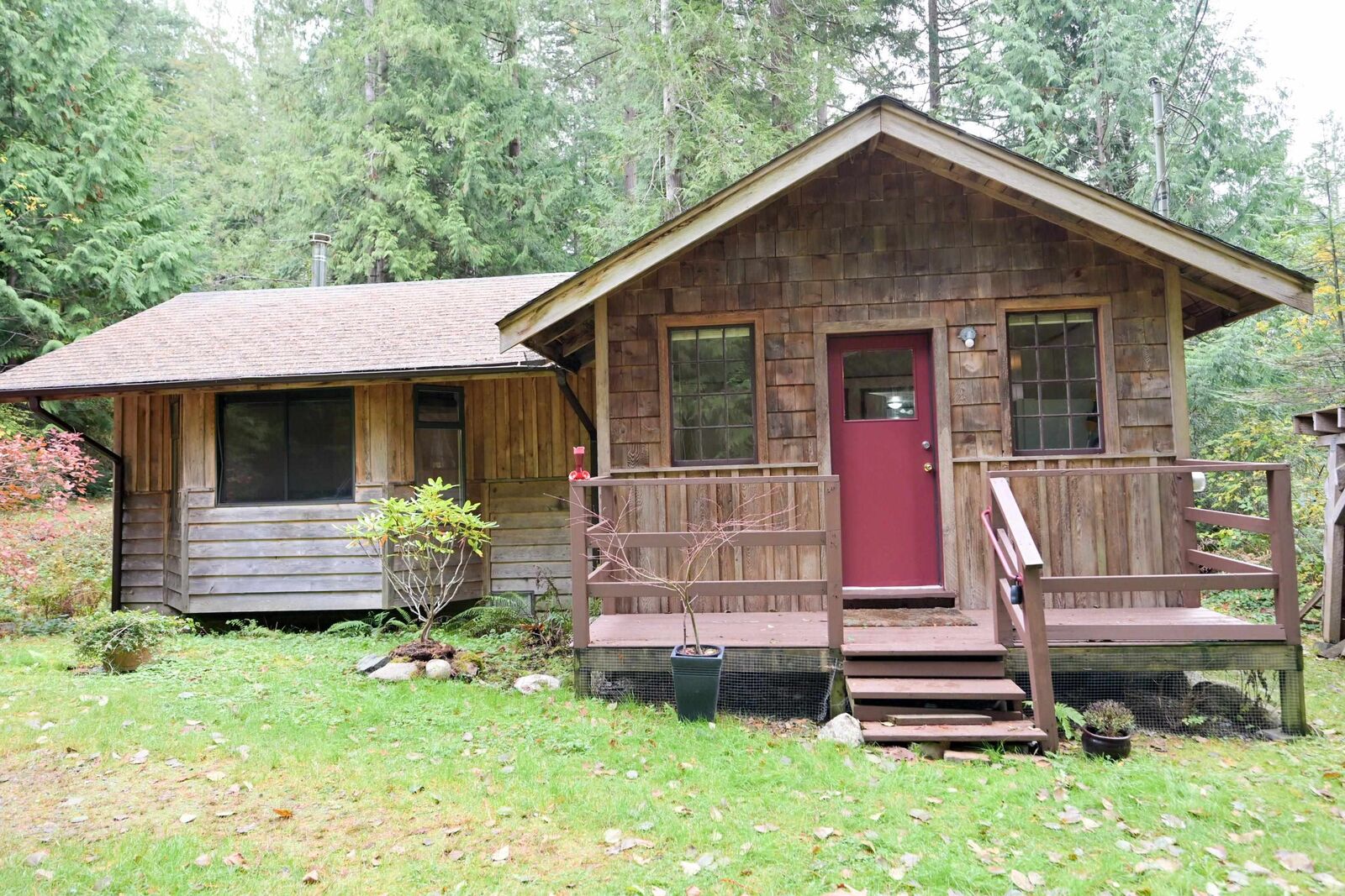 Property Photo: 980 Woodley Road BC V0N 2W4