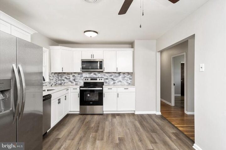 Property Photo: 288 Creek Road NJ 08031