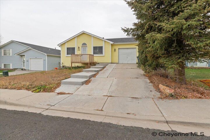 Property Photo: 636 Sierra Madre St WY 82007