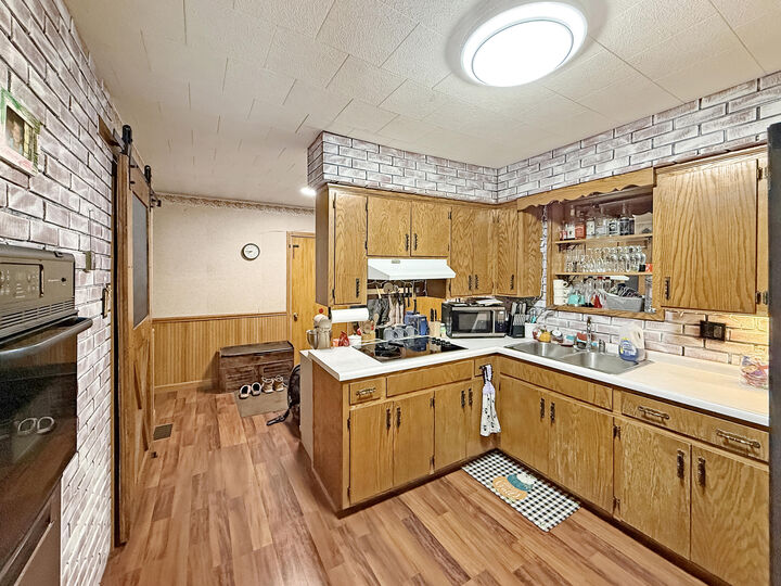 Property Photo:  790 Washington St  PA 15857 