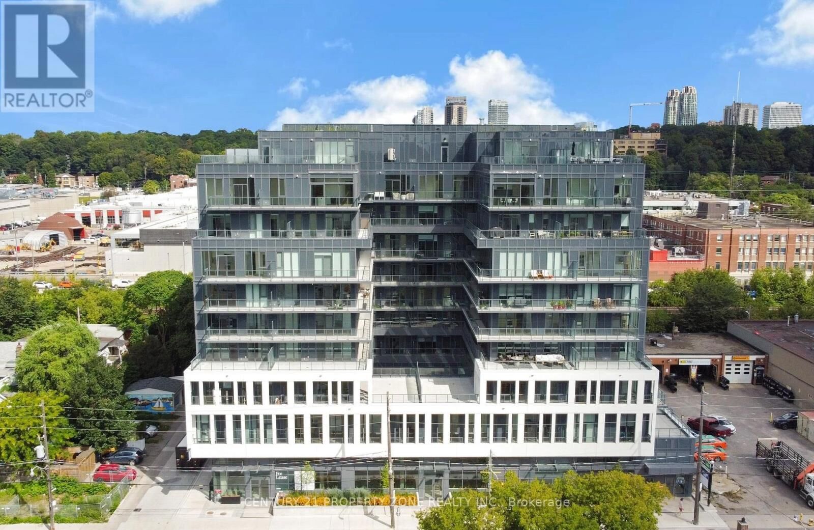 Property Photo: 500 Dupont Street 512 ON M6G 0B8