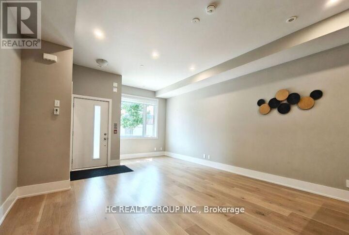 Property Photo:  270 Davenport Road Unit 11  ON M5R 0C1 