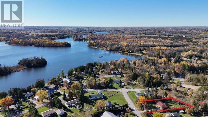 Property Photo: 12 Wildrose Circle ON K0L 1Z0