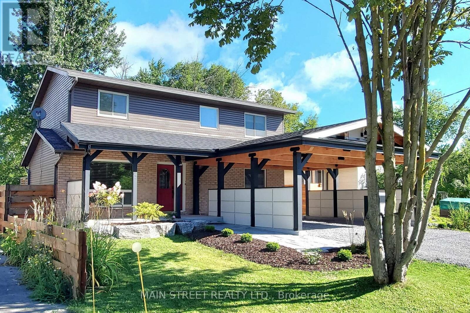 Property Photo:  350 Miami Drive  ON L4P 2Z7 