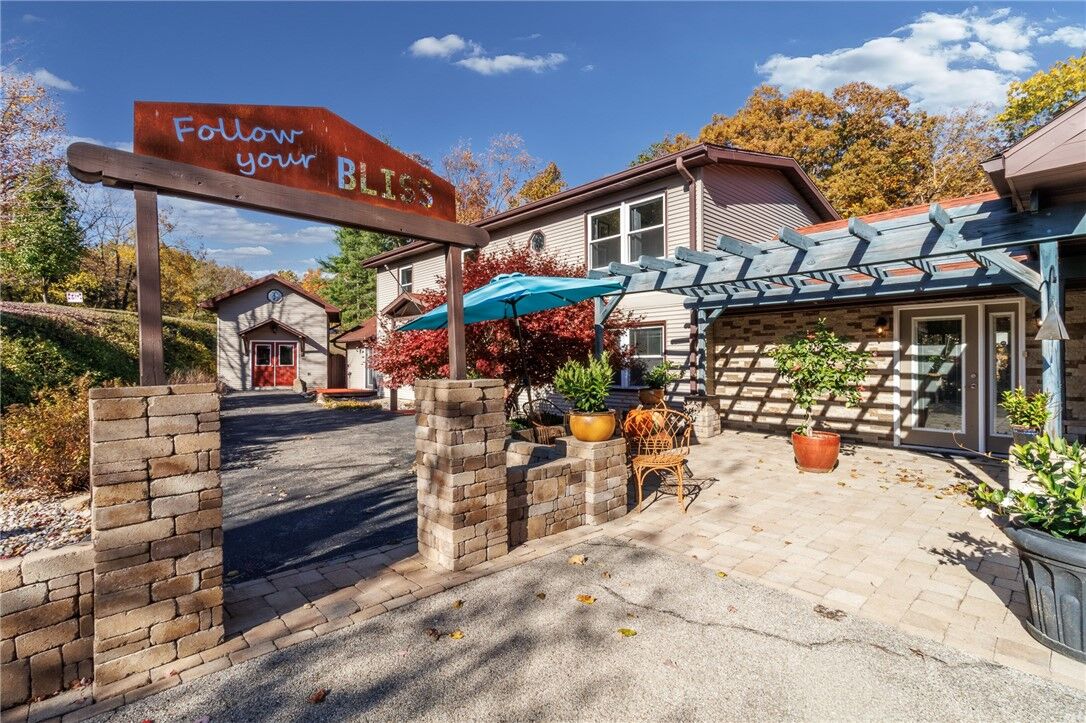 Property Photo: 18421 Chief Road IL 61920