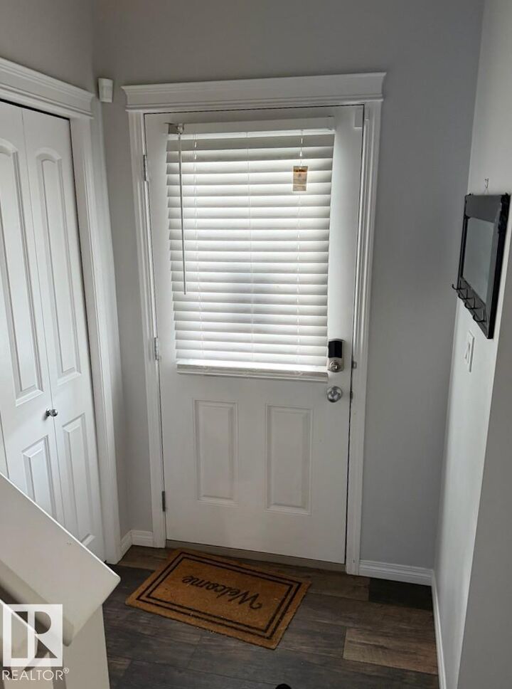 Photo de la propriété: 17907 62 Street NW AB T5Y 3Z4