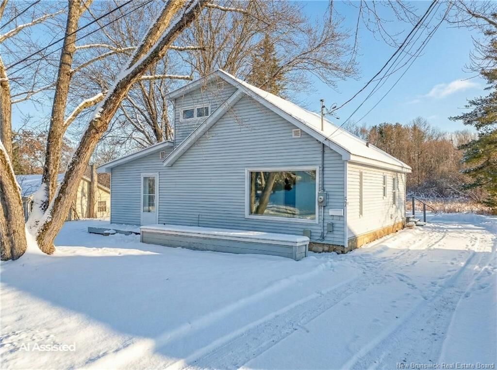 Property Photo:  57 Fisher Avenue  NB E3A 4J1 