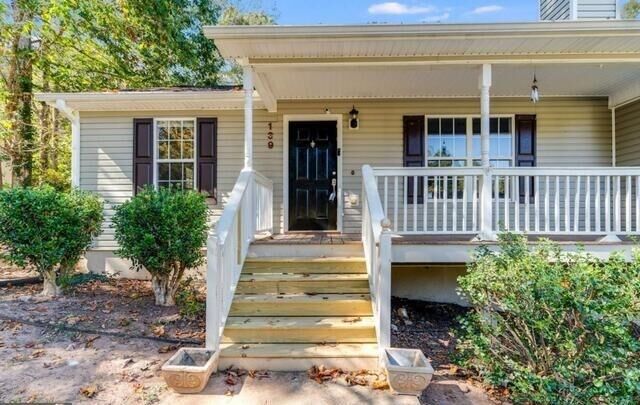 Property Photo:  139 Clover Court  GA 30179 