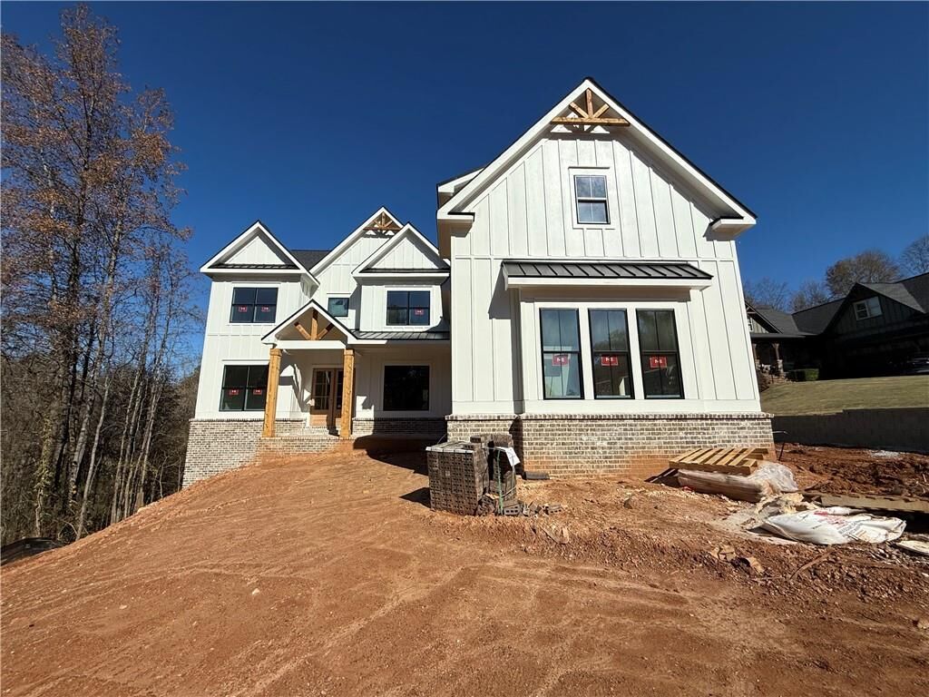 Property Photo:  501 Meadow Lake Terrace  GA 30548 