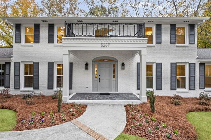 Property Photo: 5287 Vernon Lake Drive GA 30338