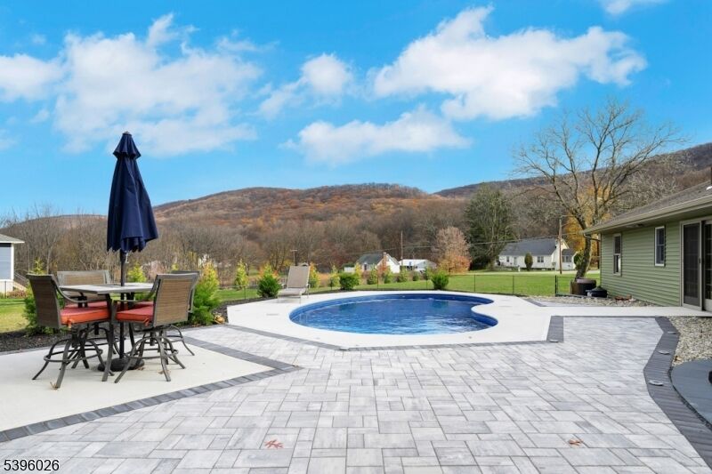 Property Photo:  4435 Rudetown Rd  NJ 07419 