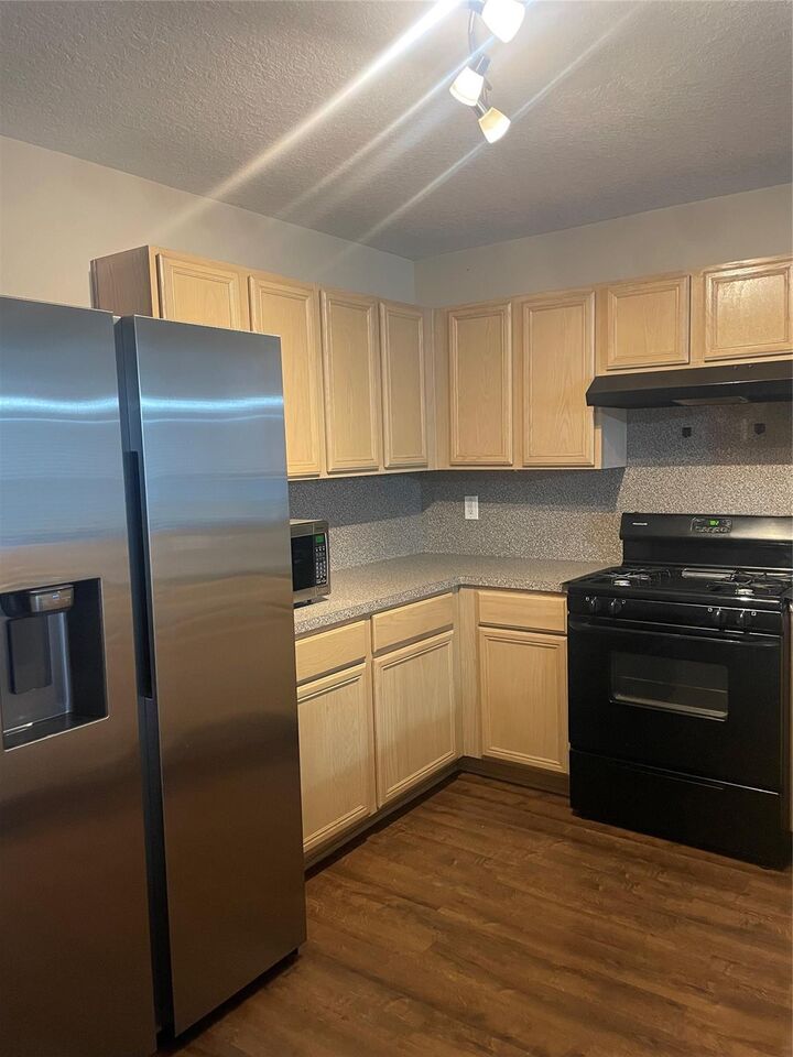 Property Photo: 16933 Wren Hill TX 77385