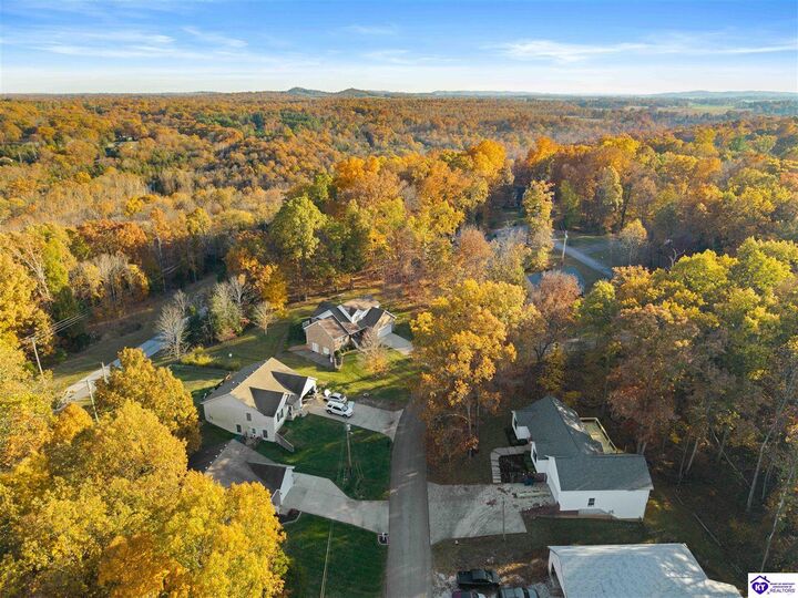 Property Photo: 310 Catbird Road KY 40108