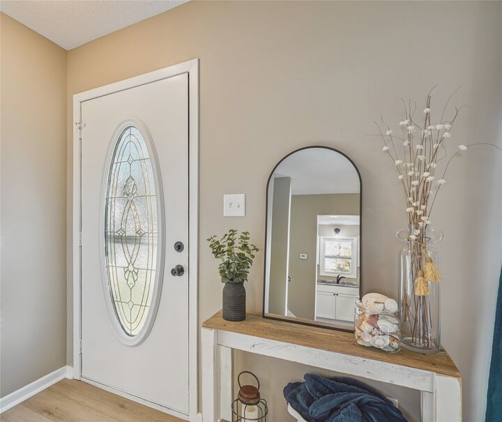 Property Photo:  1227 Sunset Street  IA 50226 